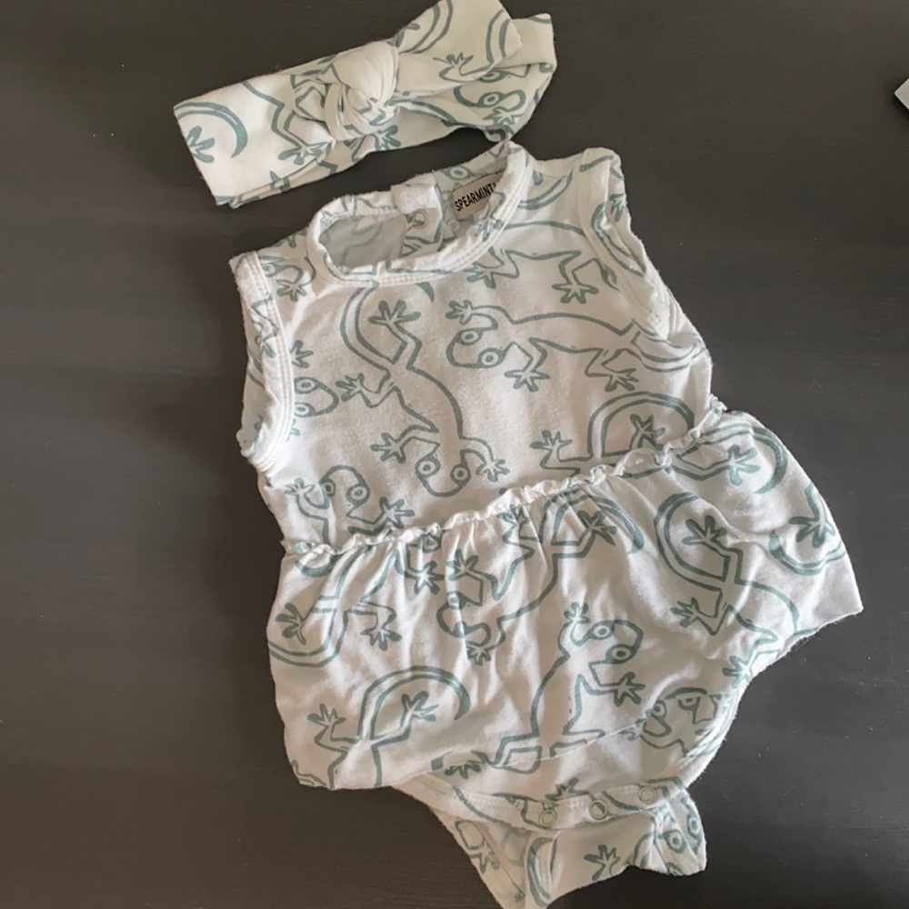Spearmint Lizard Print Romper with Bow 3-6 months